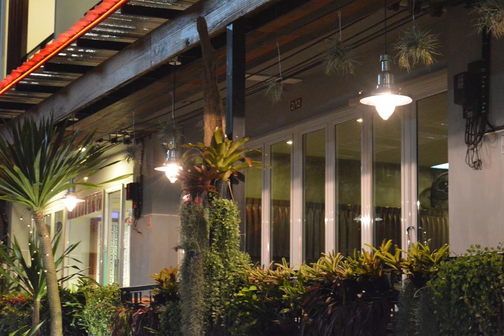 Krabi Inn&Omm Bagian luar foto