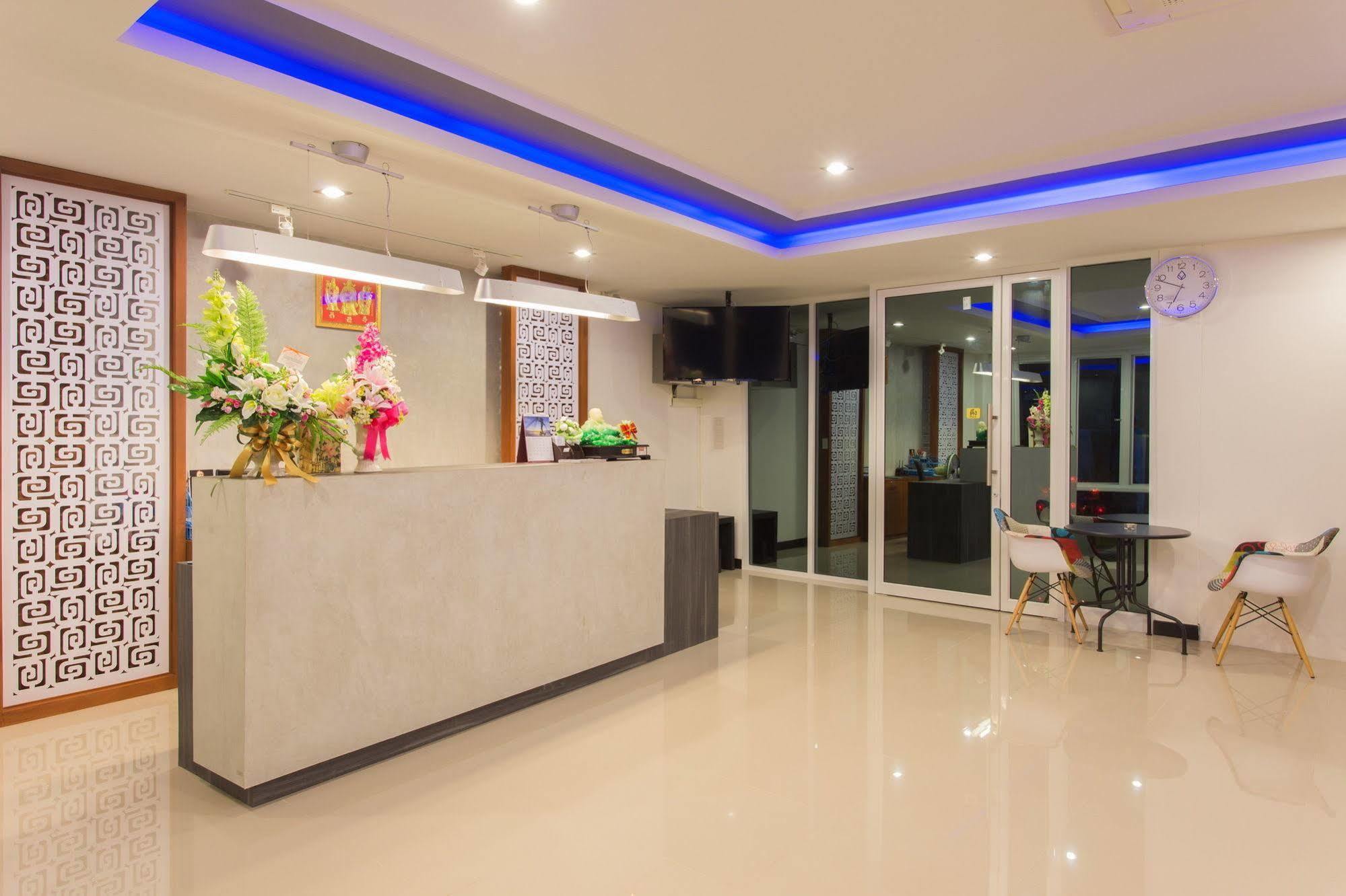 Krabi Inn&Omm Bagian luar foto